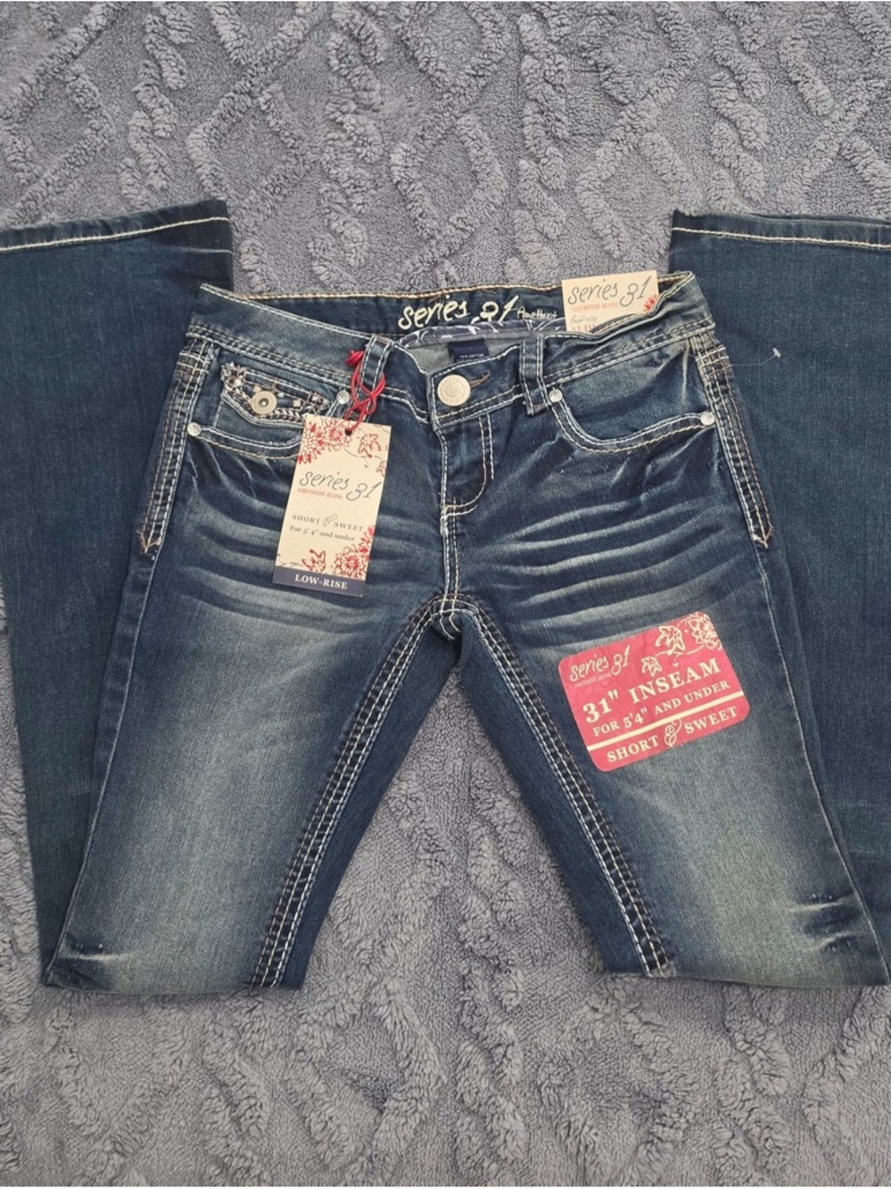 Amethyst Jeans Boot Cut Dark Blue Low-Rise Jeans